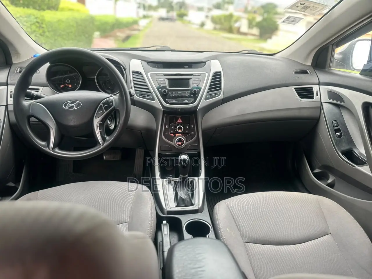 Hyundai Elantra 2015 Silver