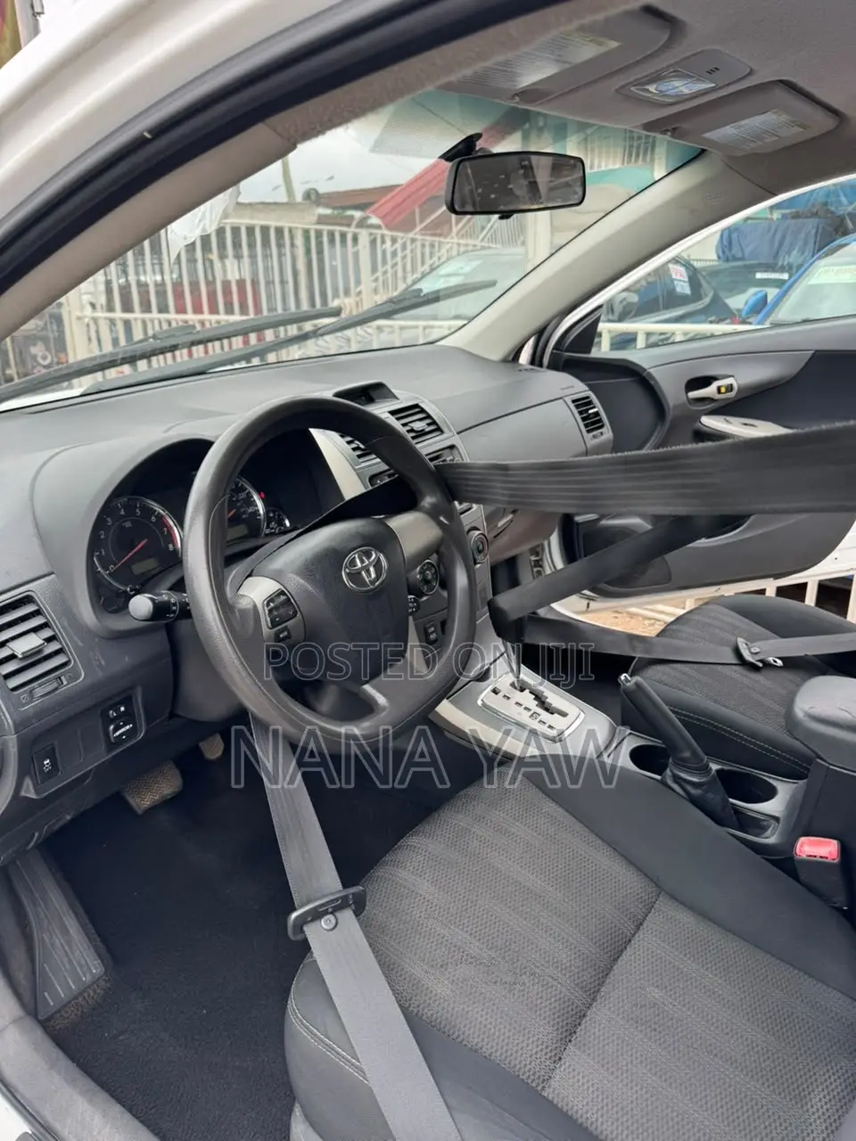 Toyota Corolla S 4dr Sedan (1.8L 4cyl 4A) 2013 White