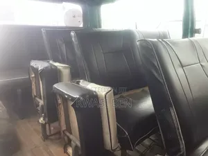 Toyota HiAce 2004 Green