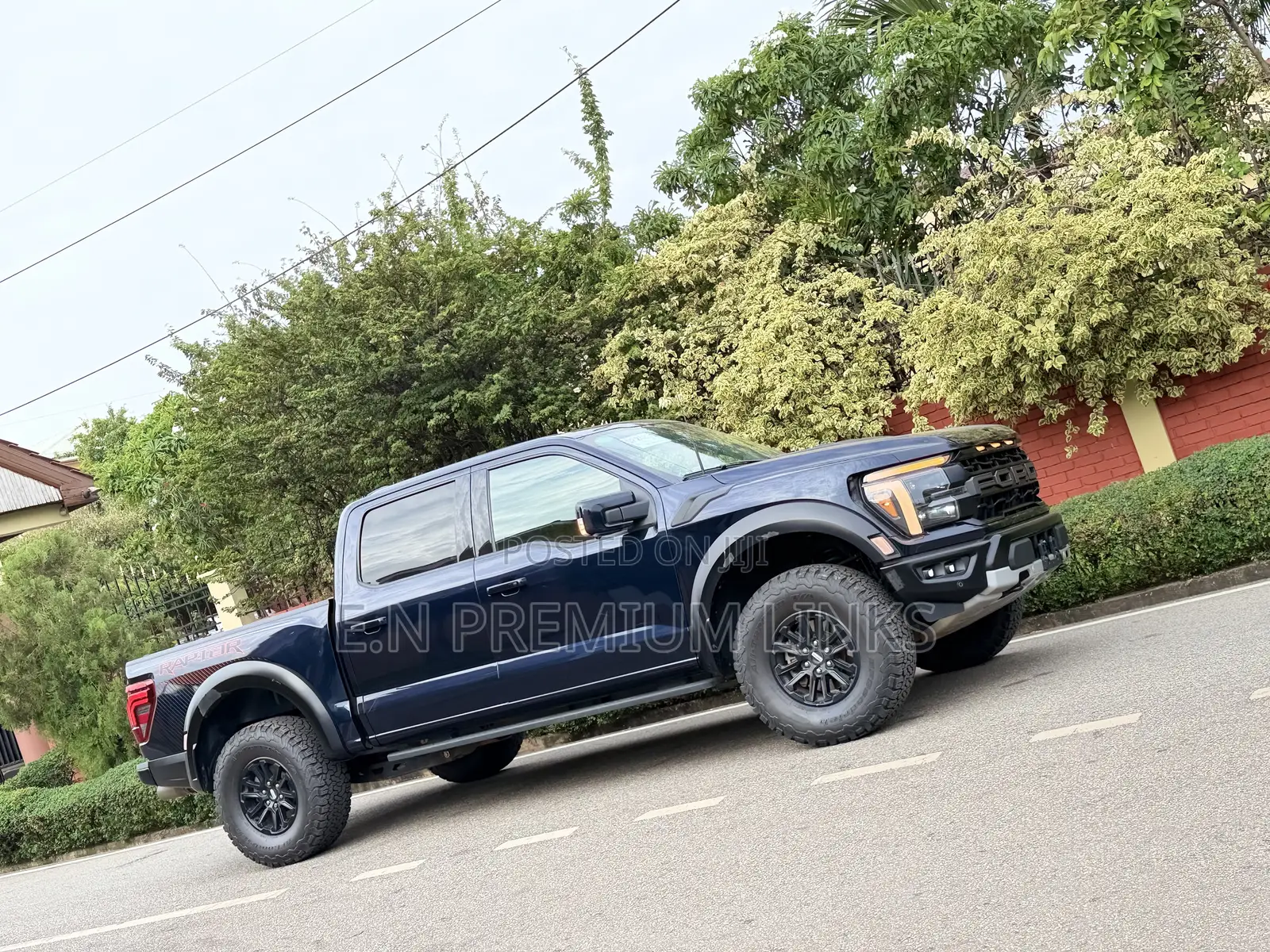 Ford F-150 Raptor 4WD SuperCrew 5.5' Box 2025 Blue