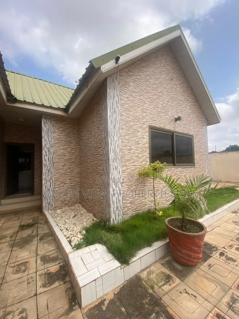 4bdrm House in Oyarifa for rent