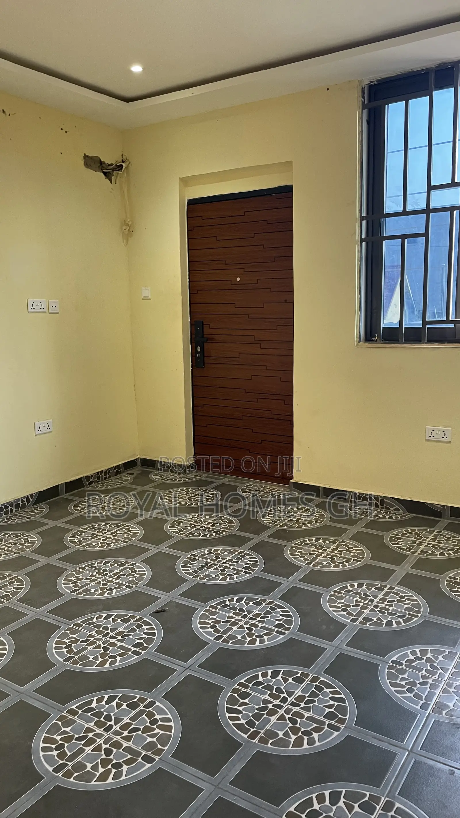 1bdrm Apartment in Royal Homes Gh, East Legon for rent