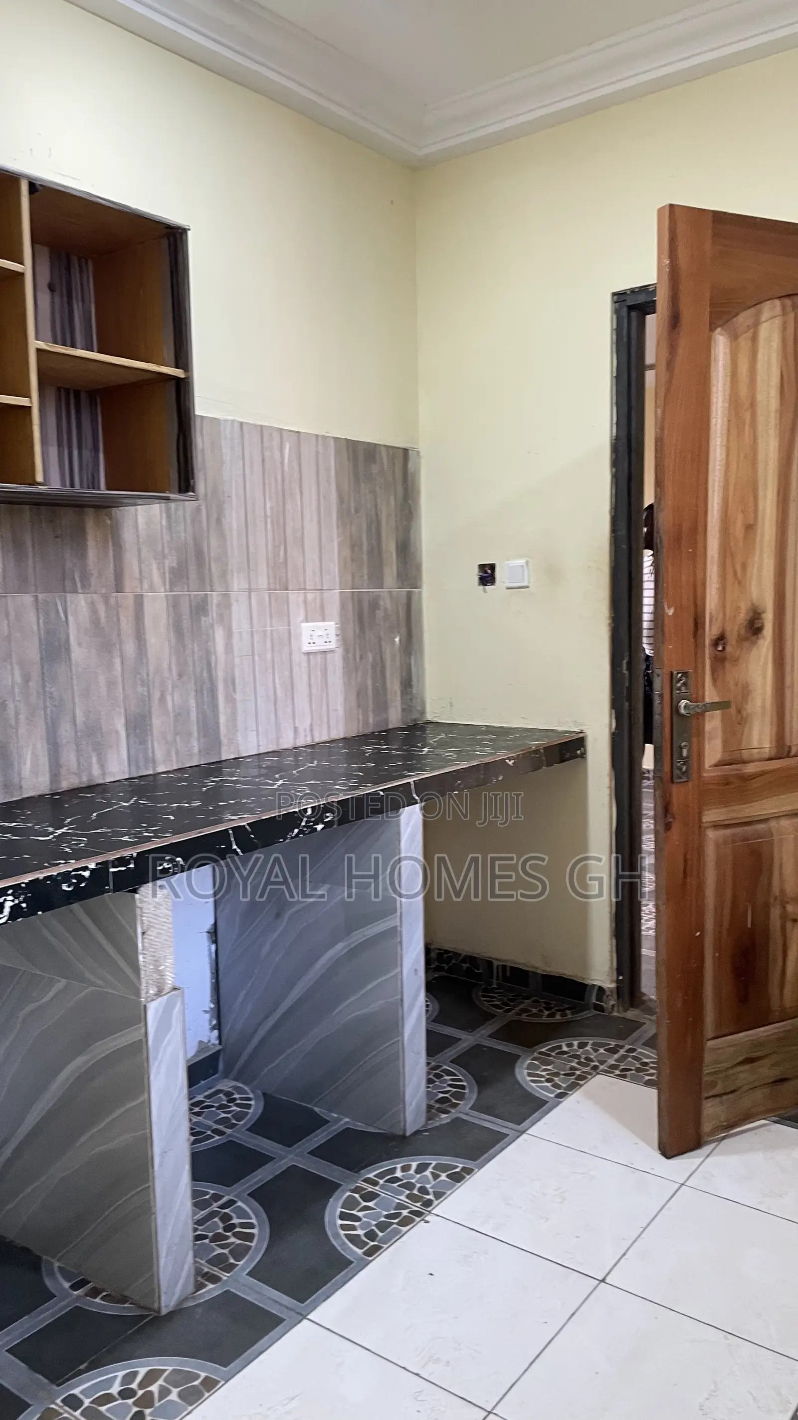 1bdrm Apartment in Royal Homes Gh, East Legon for rent
