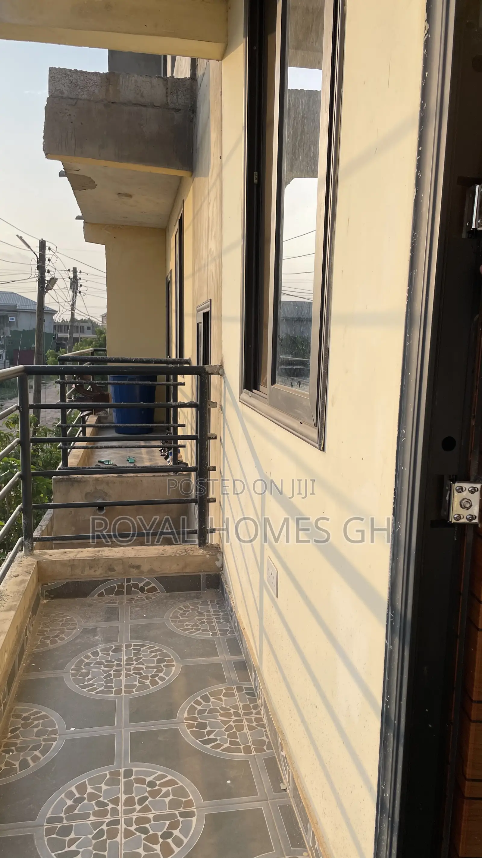 1bdrm Apartment in Royal Homes Gh, East Legon for rent