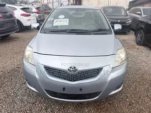 Toyota Belta 2013 Blue