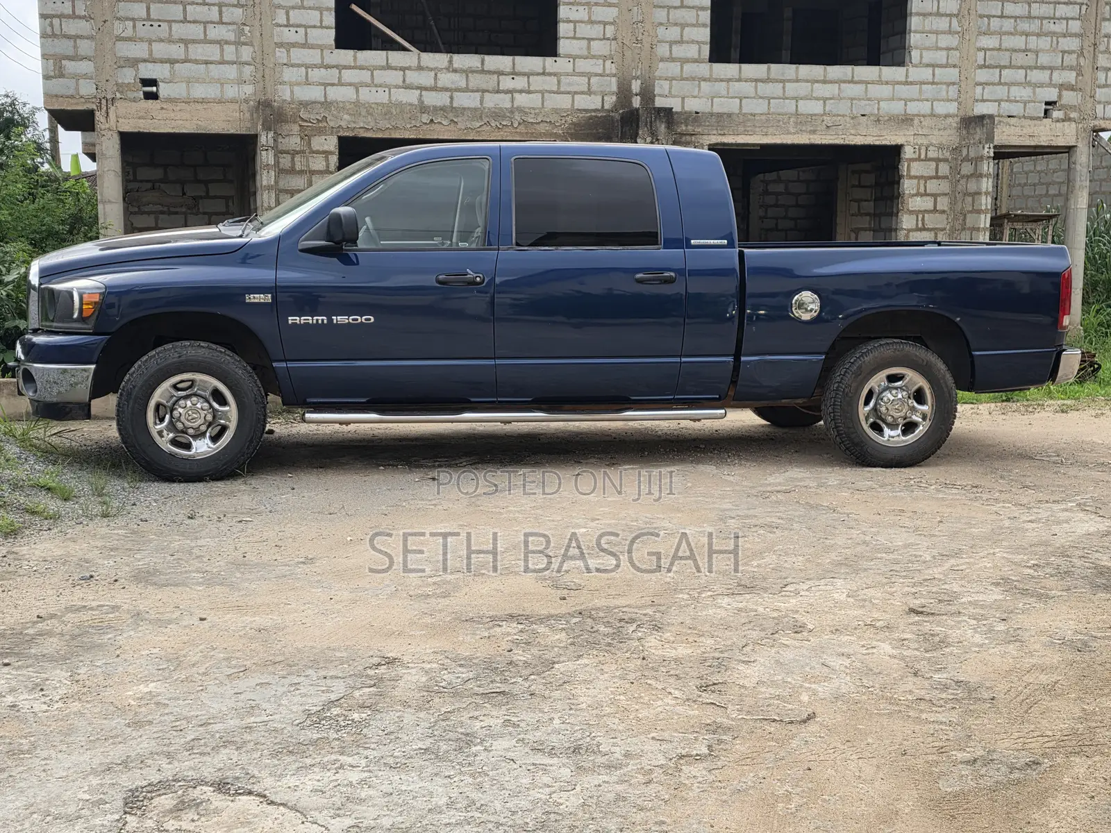 Dodge RAM 1500 Mega Cab 2006 Blue