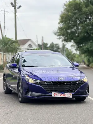Hyundai Elantra Limited 2021 Blue