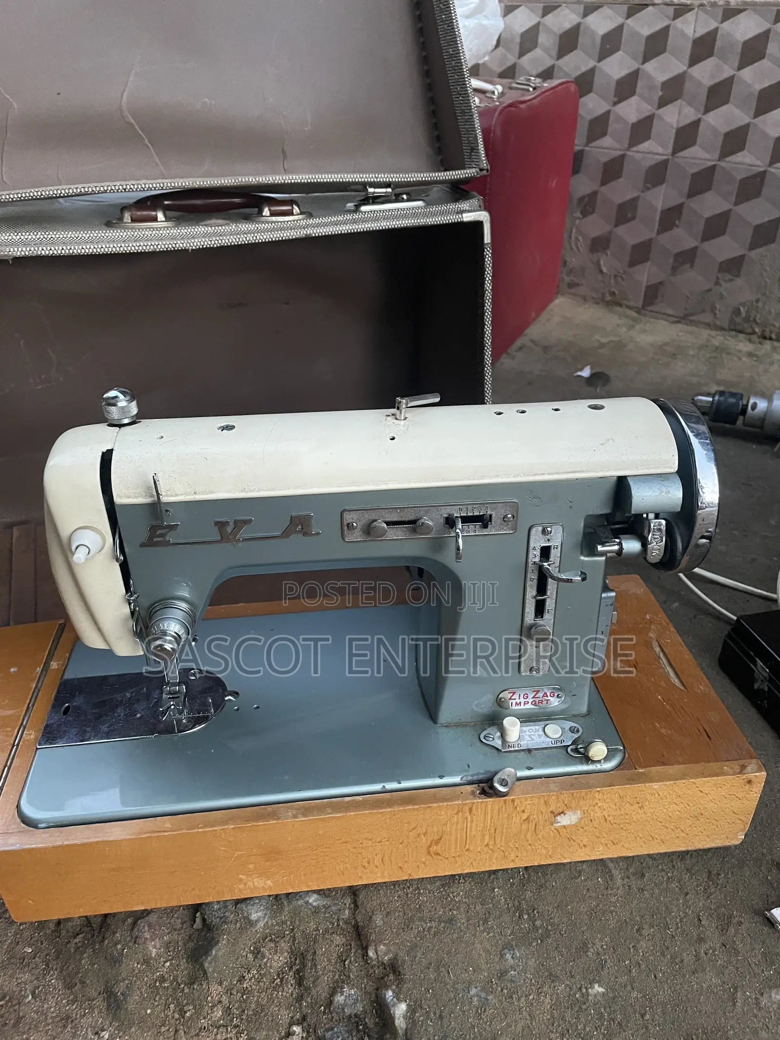 Vintage Eva Zig Zag Sewing Machine From Germany