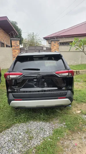 Toyota RAV4 2023 Black