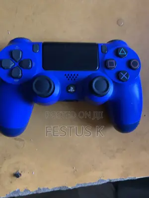 Ps4 Standard With Games (Fc26 Gtav)