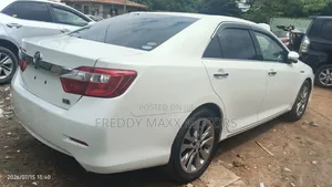Toyota Camry 2013 Pearl