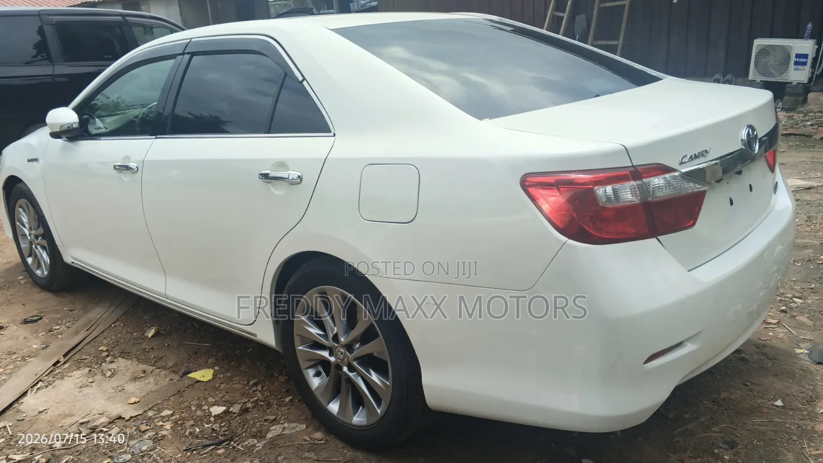 Toyota Camry 2013 Pearl