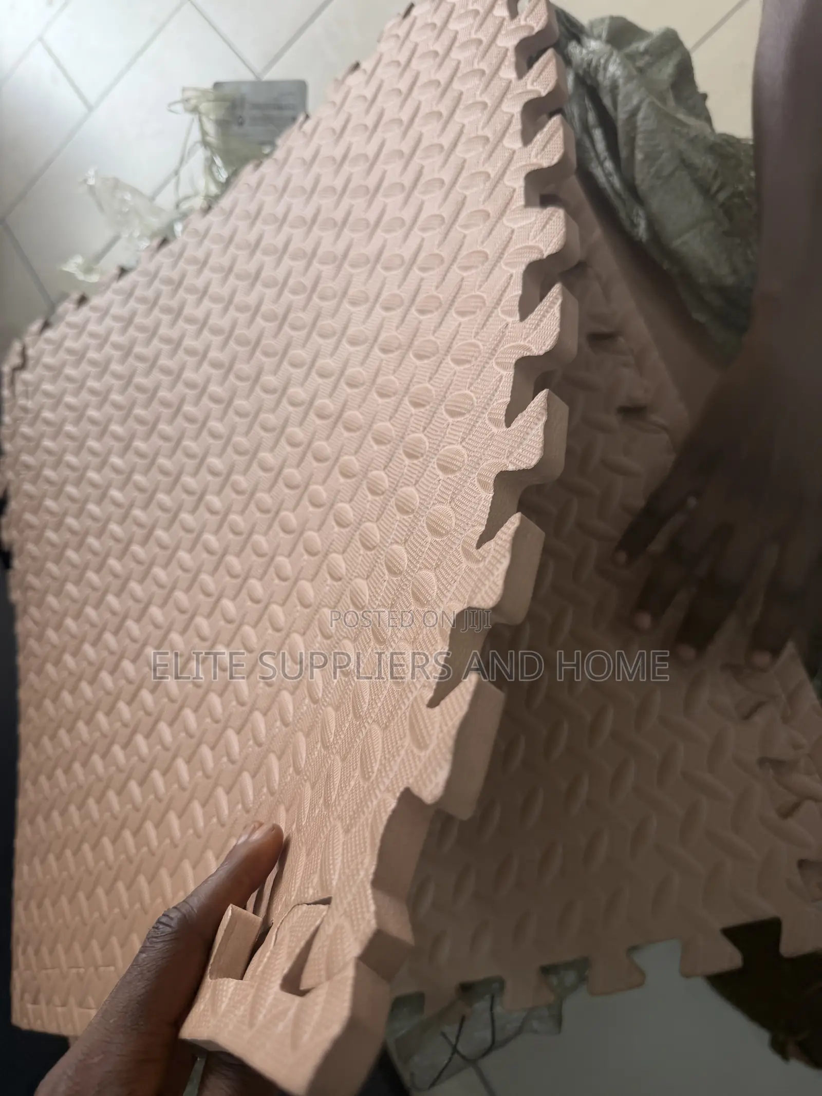 Puzzle Floor Mats/ Gym Mats (4pcs)