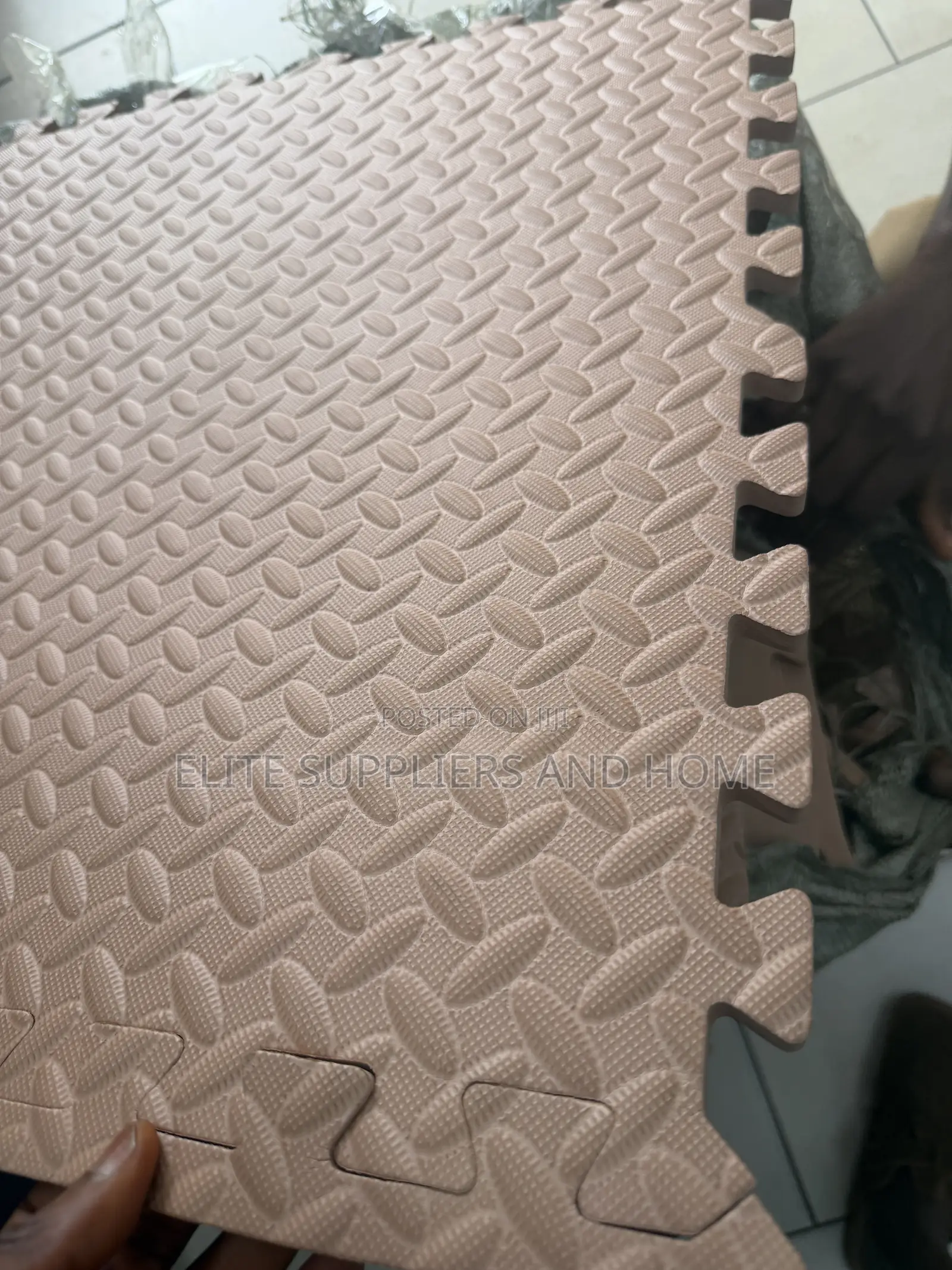 Puzzle Floor Mats/ Gym Mats (4pcs)