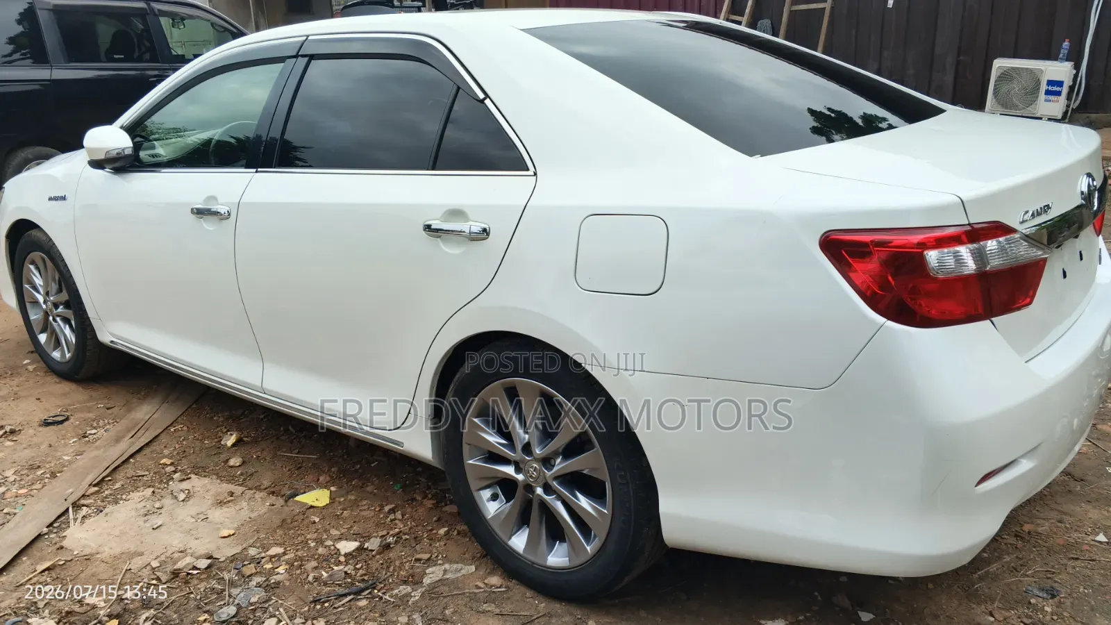 Toyota Camry 2013 Pearl