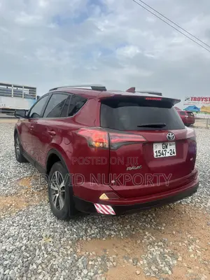 Toyota RAV4 2018 Red