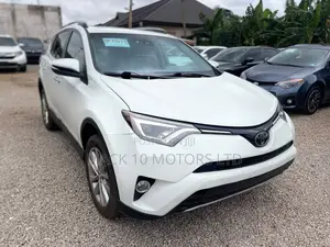 Toyota RAV4 Limited AWD (2.5L 4cyl 6A) 2017 Off white