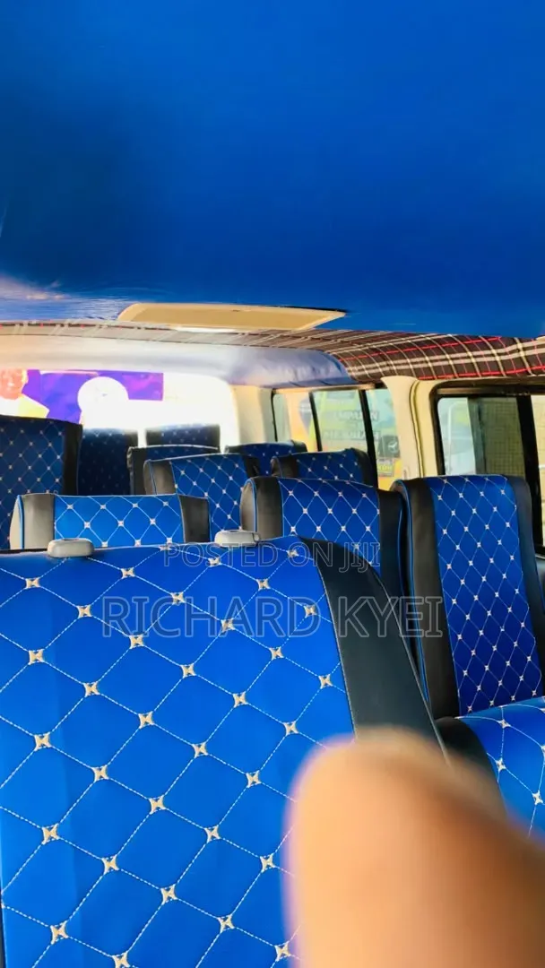 TOYOTA Hiace Car Seat for Sale