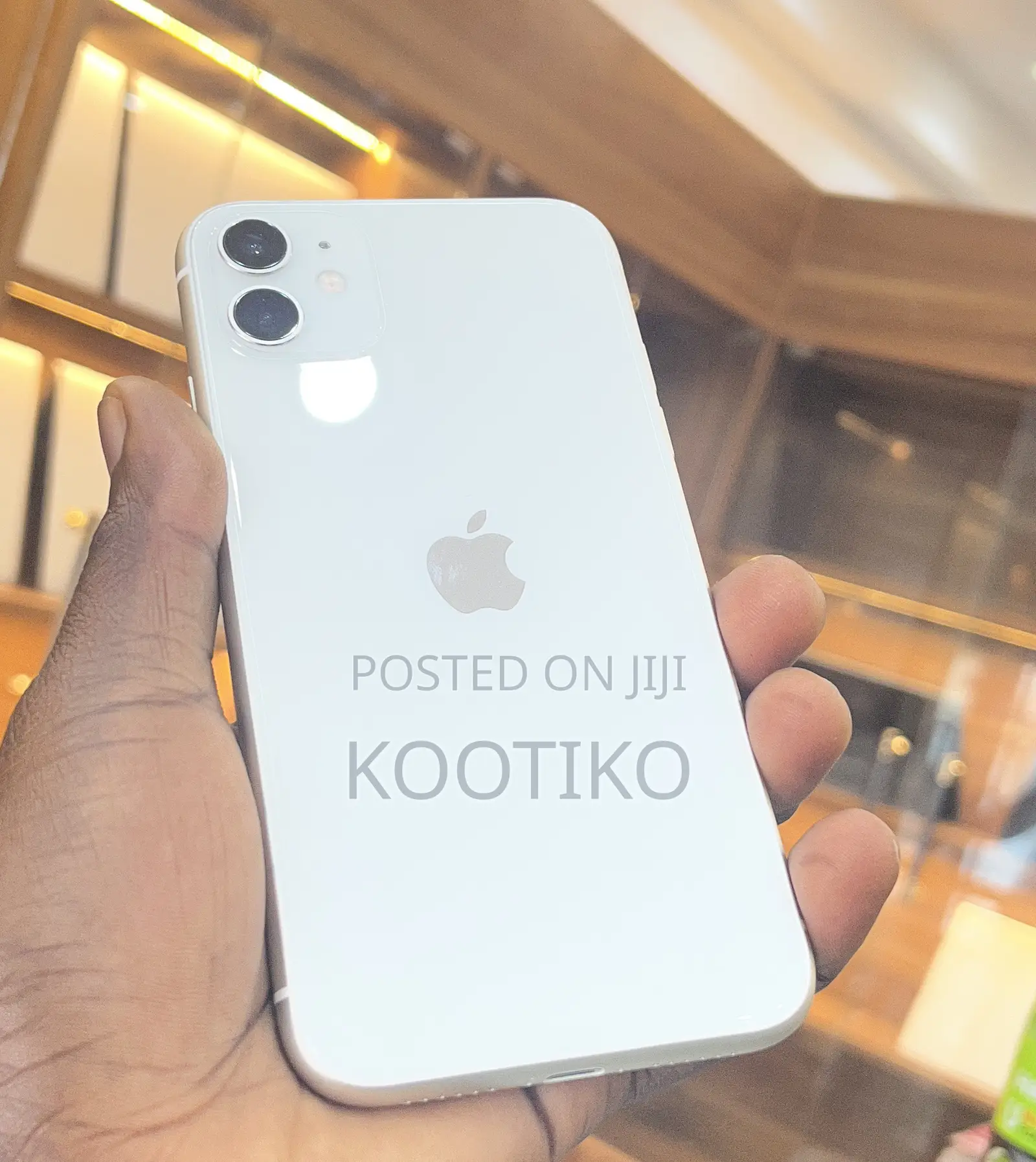 New Apple iPhone 11 128 GB Green