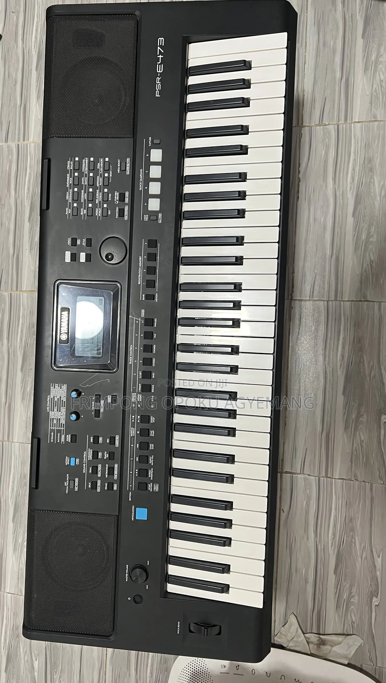 Yamaha Keyboard PSR - E473 + Free Sustain Pedal