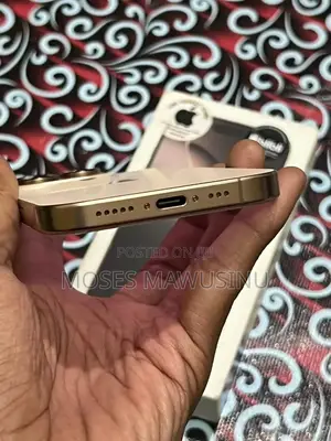 Apple iPhone 16 Pro Max 512 GB Gold