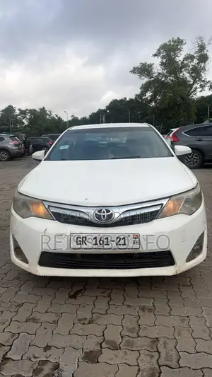 Toyota Camry L 4dr Sedan (2.5L 4cyl 6A) 2014 White