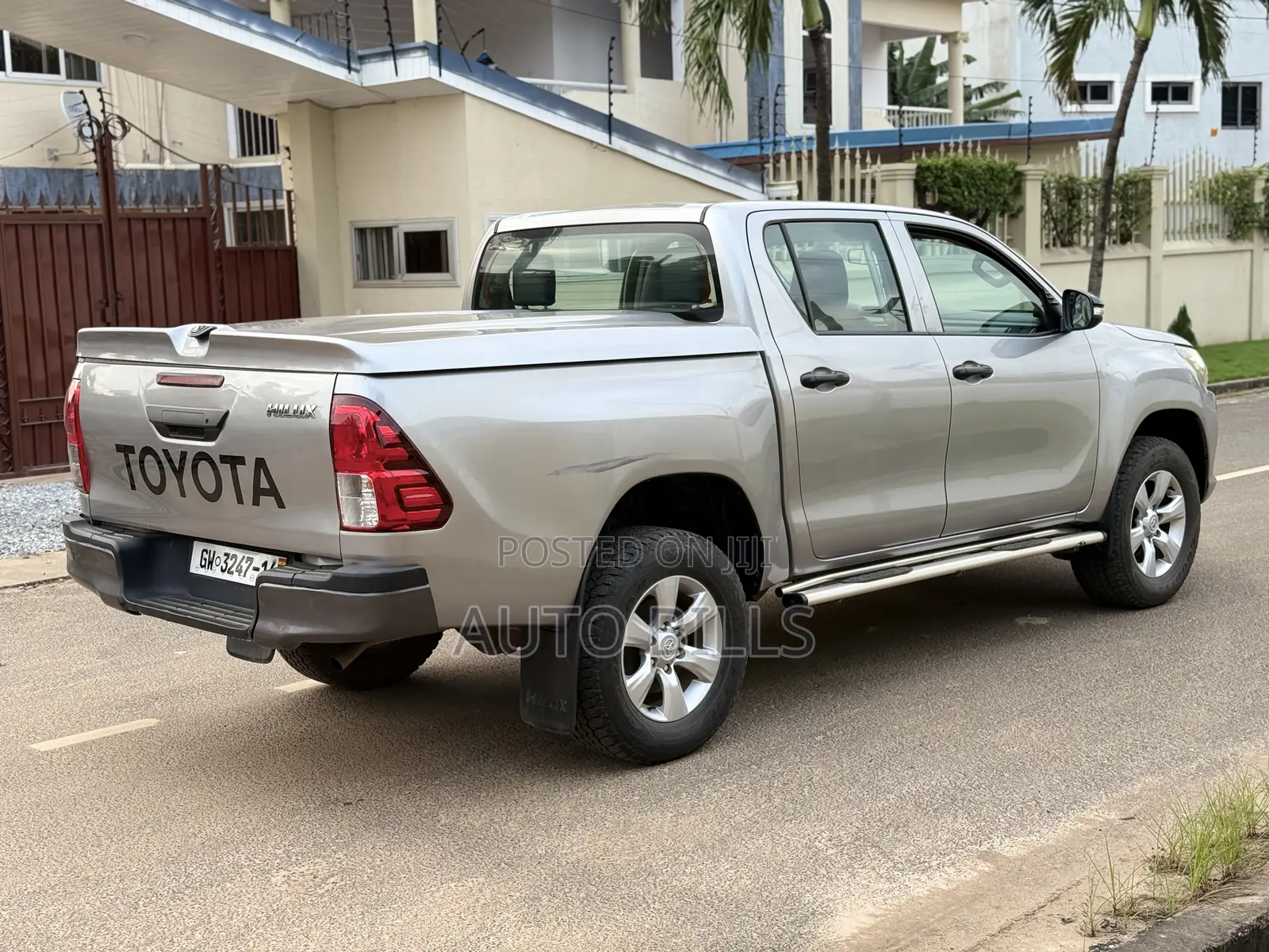 Toyota Hilux Revo Double Cab Petrol 2.7 AWD 2016 Silver
