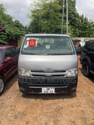 Toyota HiAce 2010 Grey