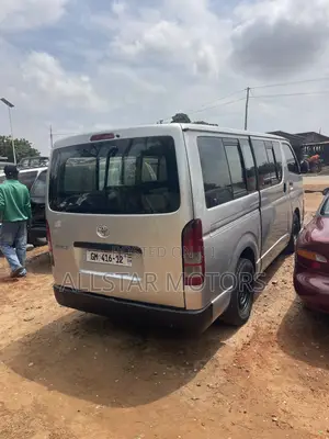 Toyota HiAce 2010 Grey