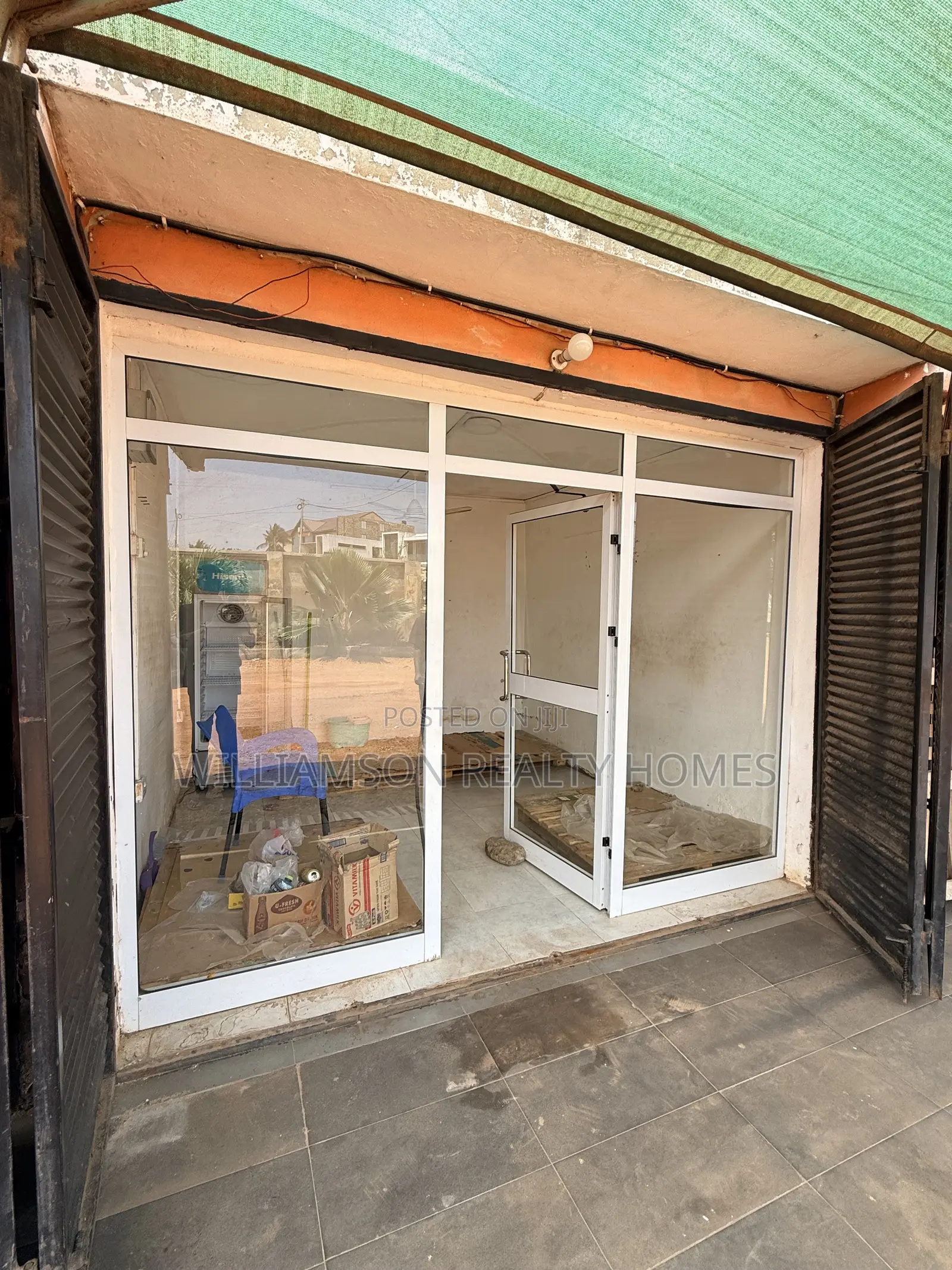 Road Side Shop/Store/Office Space/Showroom/Warehouse for Rent,spintex