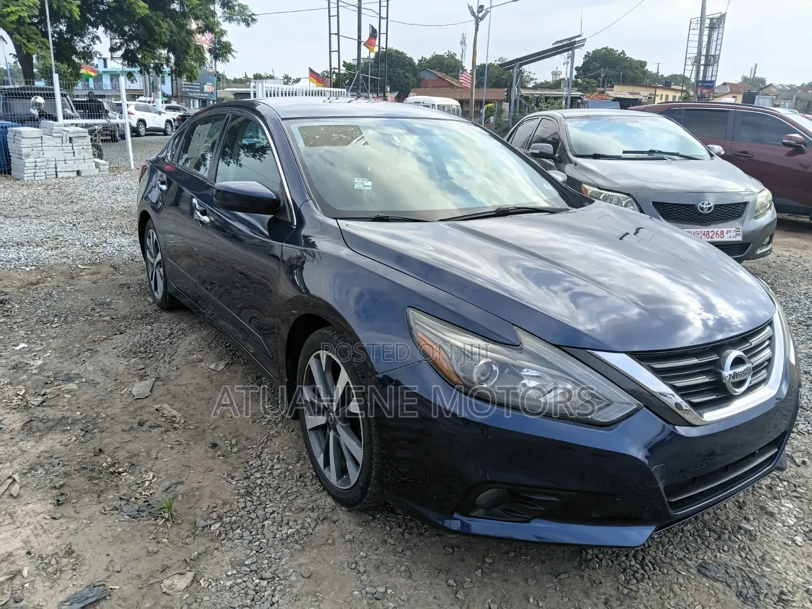 Nissan Altima 2017 Blue