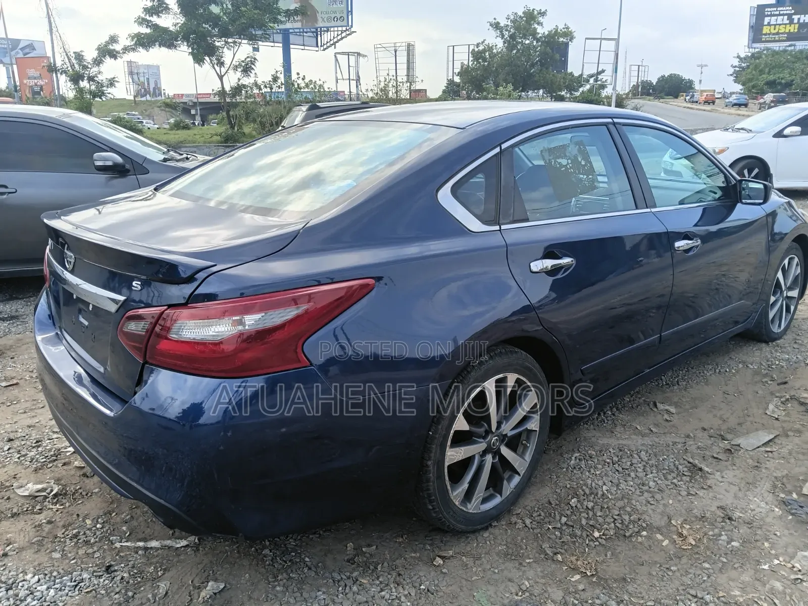 Nissan Altima 2017 Blue