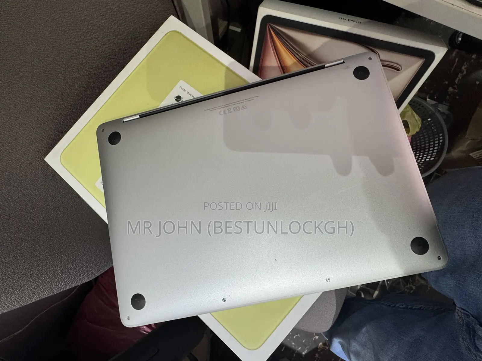 Laptop Apple MacBook Pro 2022 M2 8GB Apple M2 SSD 512GB