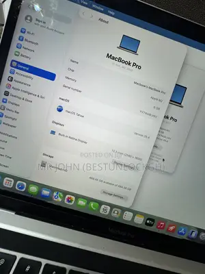 Laptop Apple MacBook Pro 2022 M2 8GB Apple M2 SSD 512GB