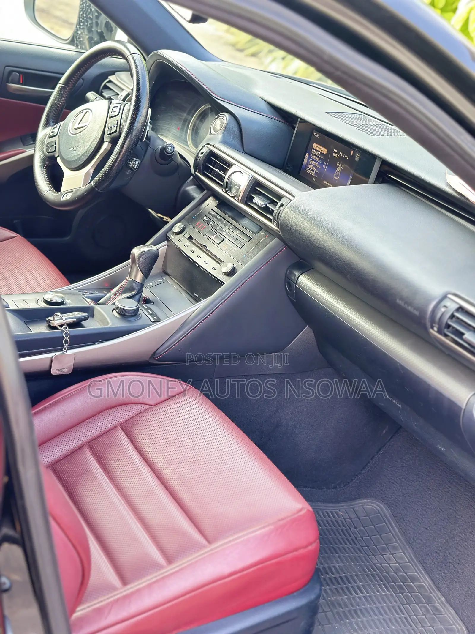 Lexus IS 300 AWD 2018 Black