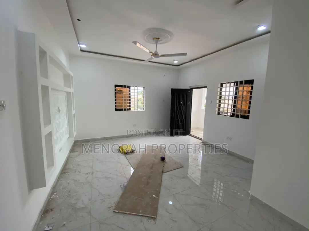 1bdrm Apartment in Botwe School for rent