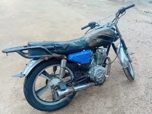 Royal RY125 2021