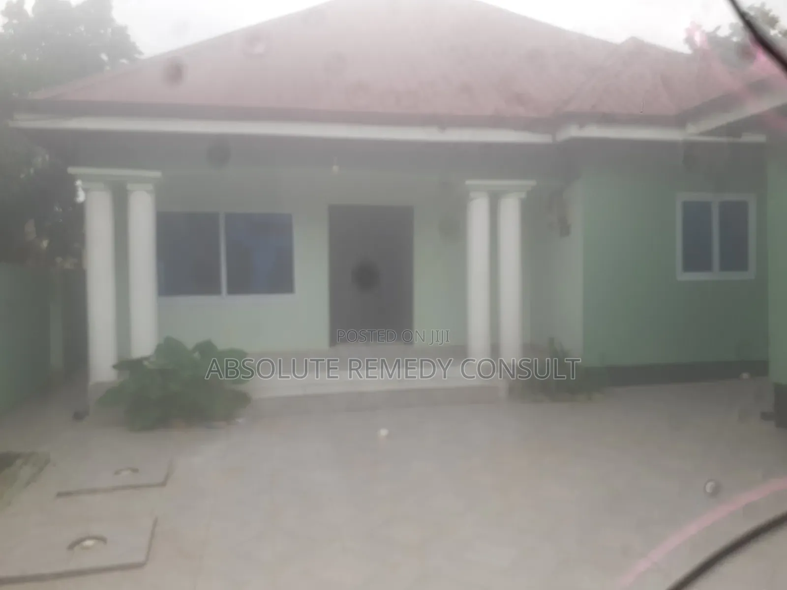 3bdrm House in Pokuase for sale