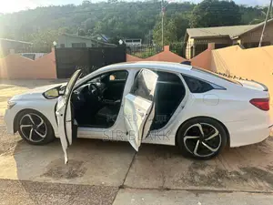 Honda Accord Sport 2018 White