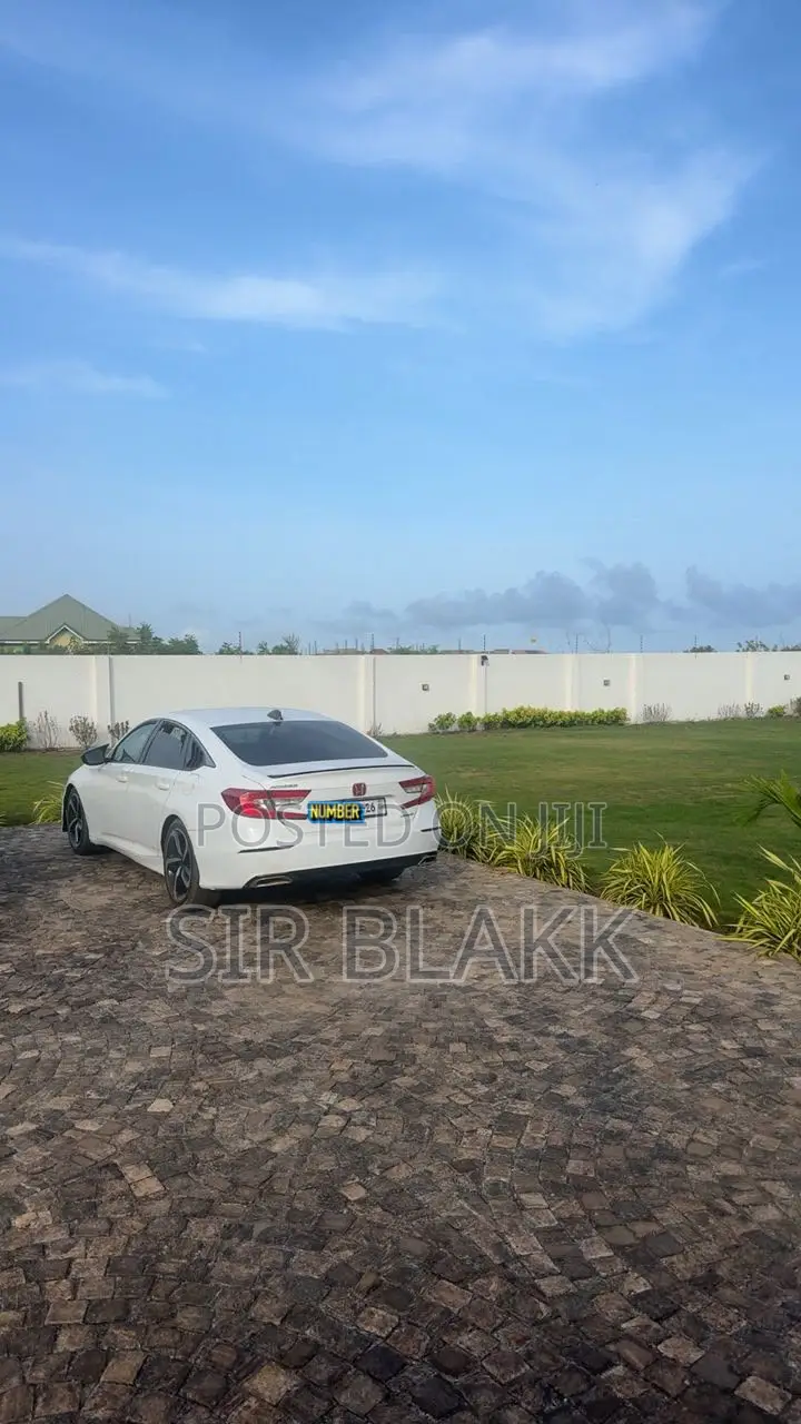 Honda Accord Sport 2018 White