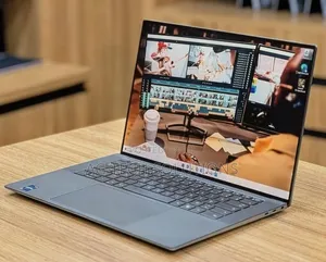 Laptop Dell Precision 5570 16GB Intel Core i9 SSD 512GB