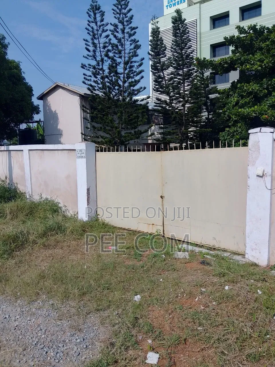  Hot Sales  
 
A 0.27 Acre Land for Sale. 
Location: Labone.