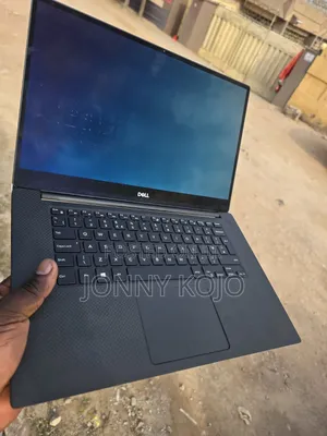 Laptop Dell XPS 15 7590 16GB Intel Core i7 SSD 512GB