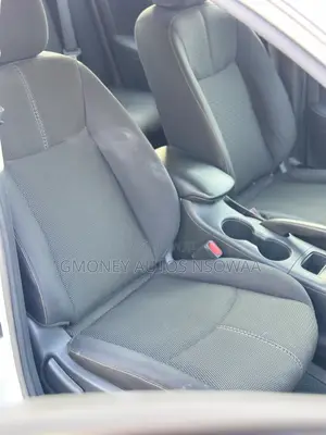 Nissan Sentra SV 4dr Sedan (1.8L 4cyl CVT) 2015 White