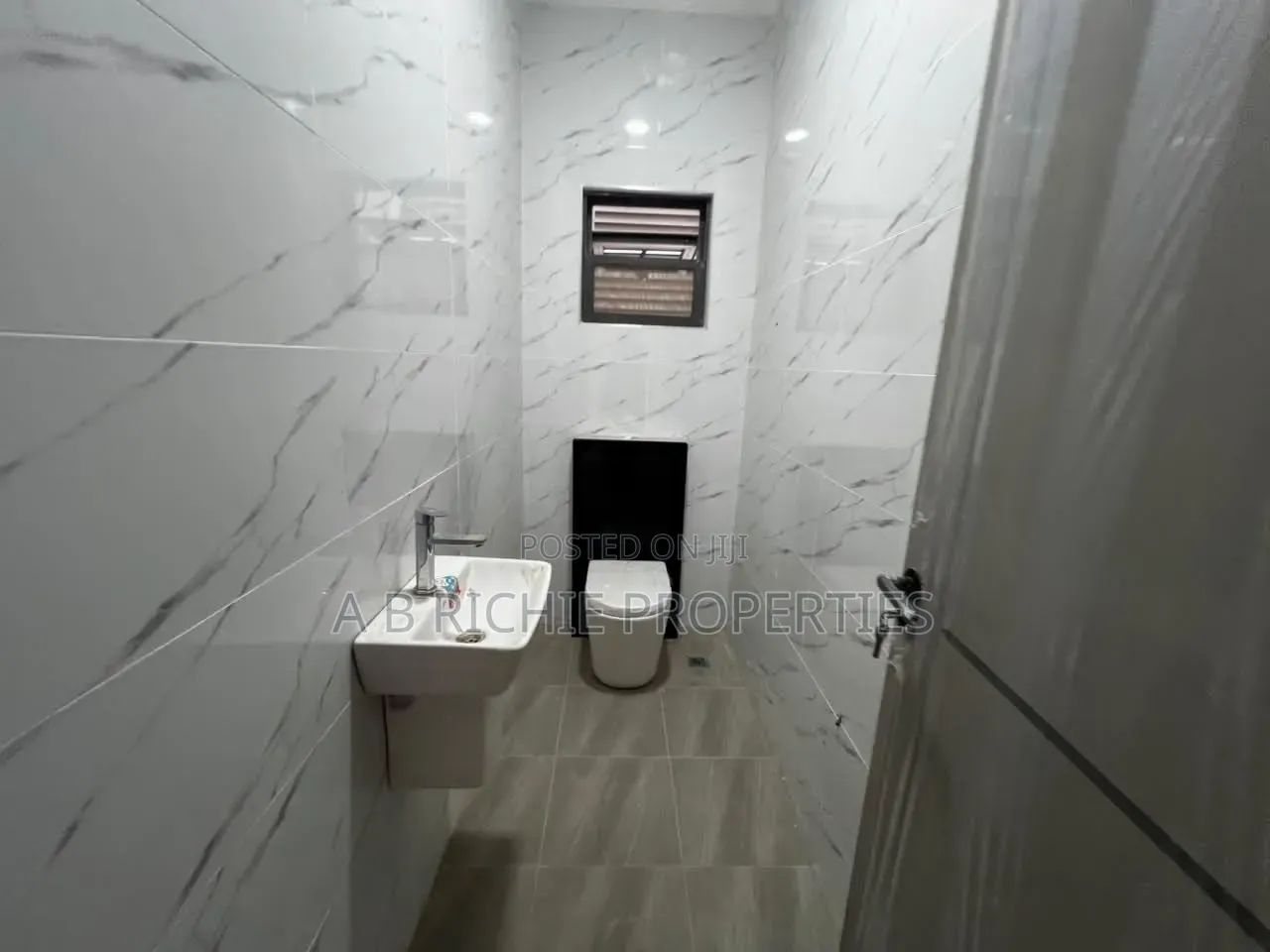 2bdrm Apartment in Ab Richie Properties, Police Station for rent