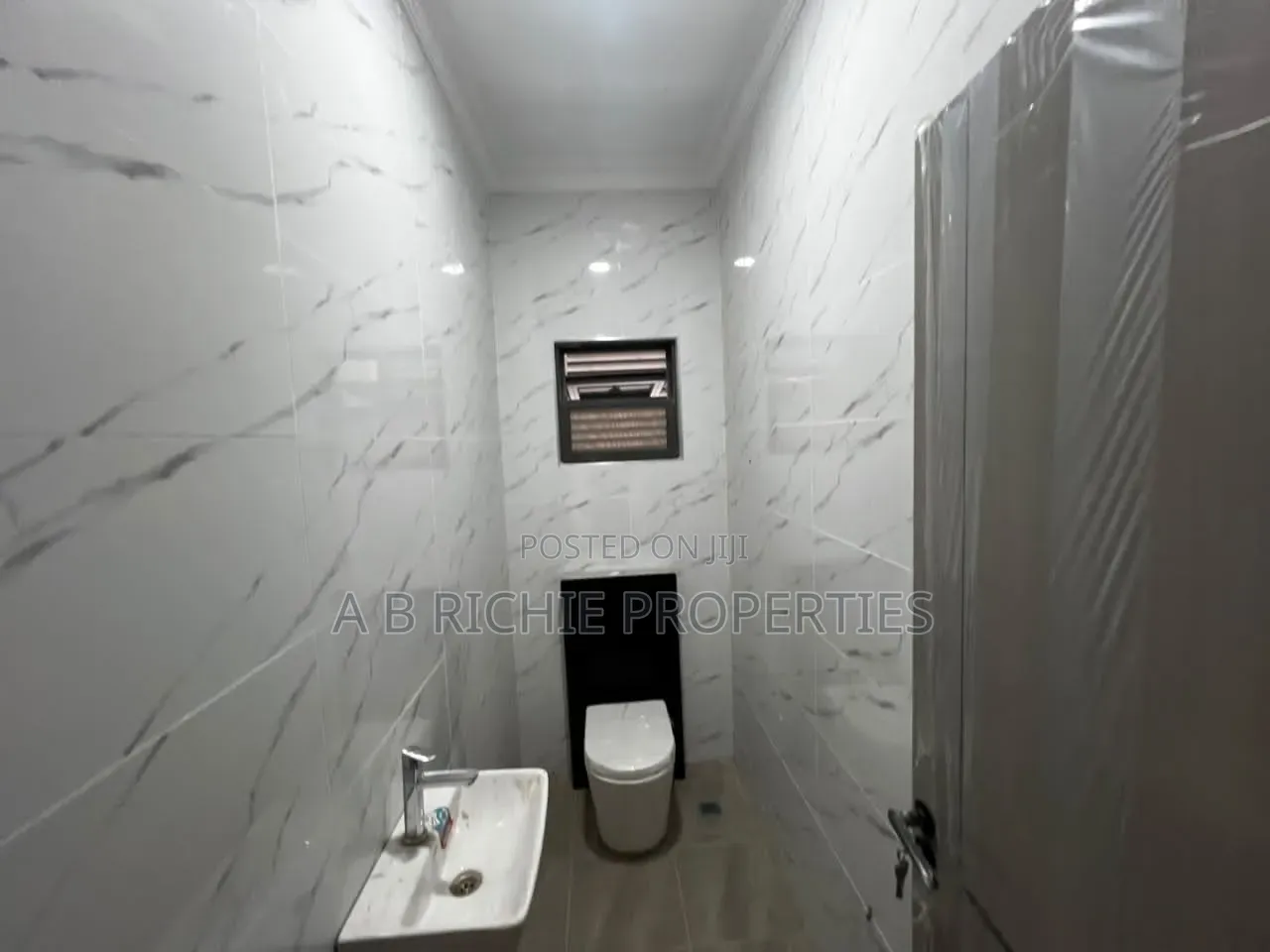 2bdrm Apartment in Ab Richie Properties, Police Station for rent