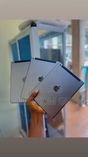 Apple iPad Wi-Fi +3G 64 GB Gray