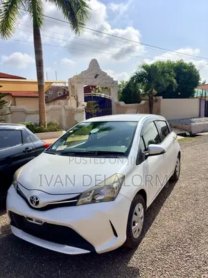 Toyota Vitz 1.3 FWD 5dr 2015 White
