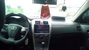 Toyota Corolla 2013 Red