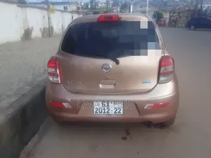 Nissan March 2009 Gold